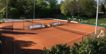 Terrains de tennis en terre battue à Niort