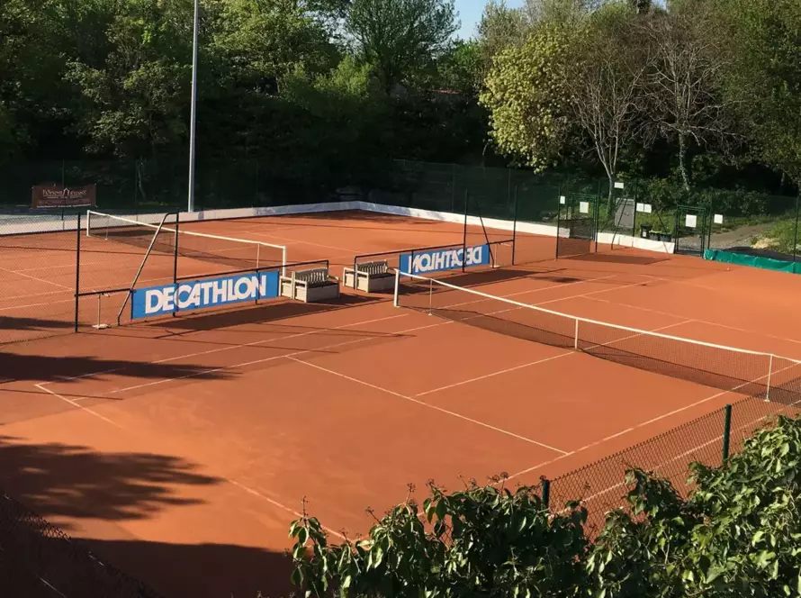 Terrains de tennis en terre battue à Niort